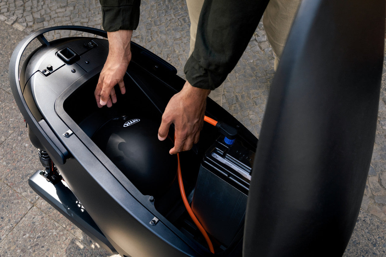 <tc>unu</tc> Scooter Move 2kW